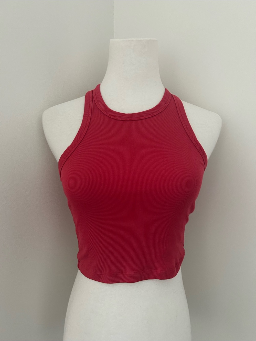 Sunday Best Red Ribbed Crop Tank Top size small